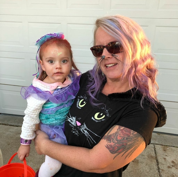 Meet your Posher, Tammy - Picture 3 of 3